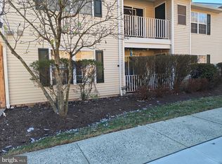 1625 King Ct, Green Brook, NJ 08812