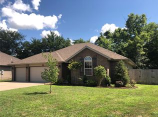 4584 W Greenridge St, Springfield, MO 65807