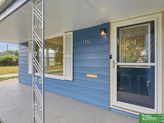 3rd image of 5420 Florence Blvd