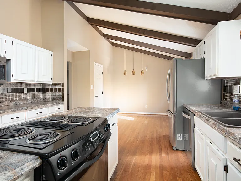 3438 Snaffle Rd — Photo 6