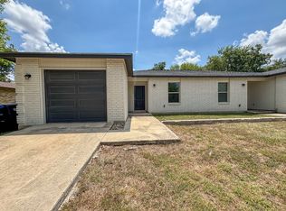 1520 Eichen Rd, New Braunfels, TX 78130