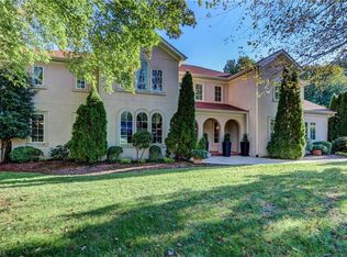 7 Crossfield Ct, Greensboro, NC 27408