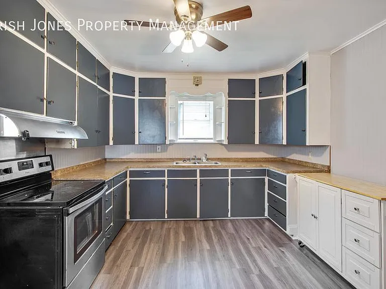 172 Main St — Photo 7