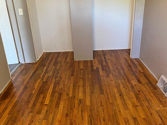large bedrooms. large closets