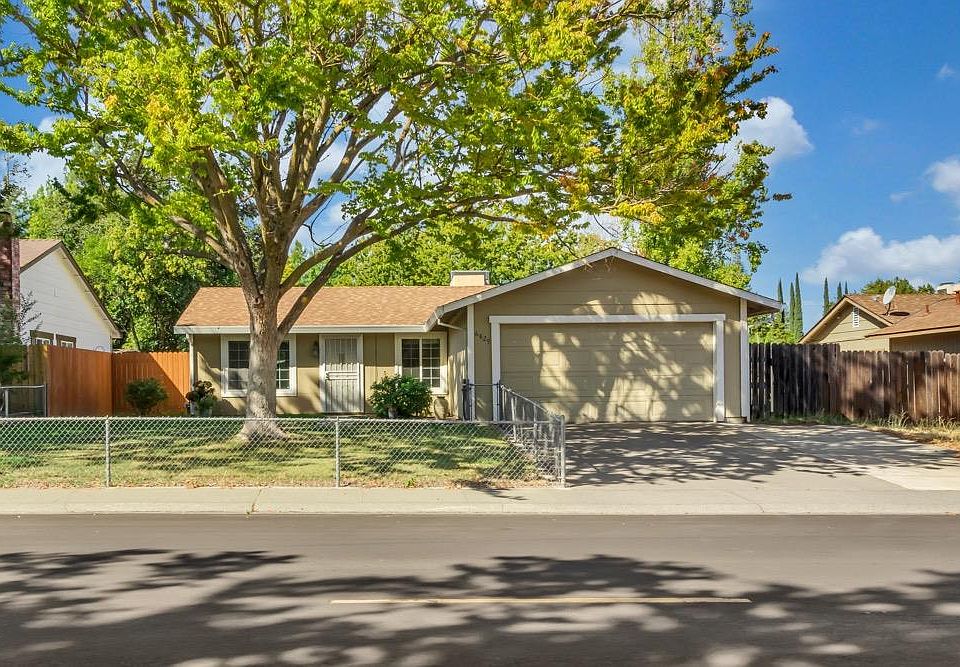 1st image of 6829 Sprig Dr