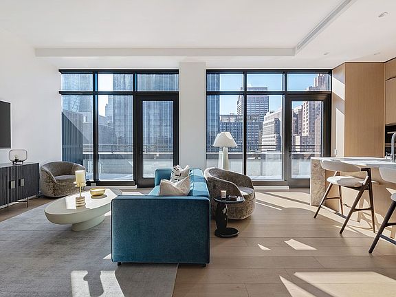3rd image of 111 W 56th St