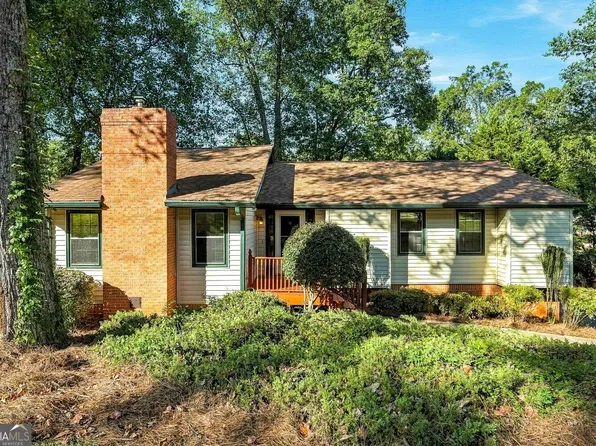 1750 Sundale Dr, Lawrenceville, GA 30046