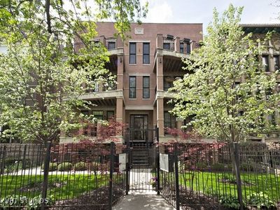 4730 N Malden St APT 3, Chicago, IL, 60640