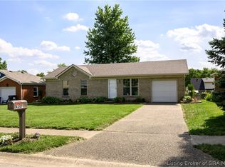 4207 Glenbrook E, New Albany, IN 47150