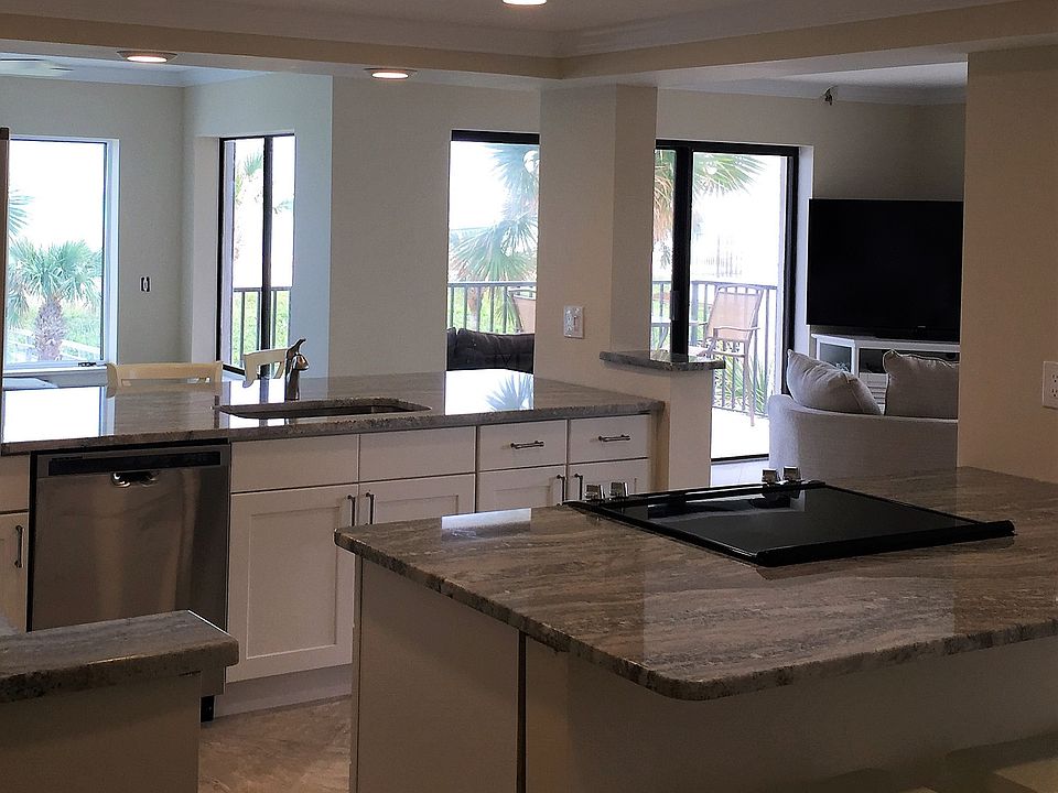 1st image of 1700 Ocean Dr APT 307
