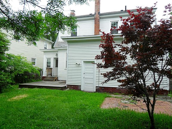 4th image of 157 W Randall Ave