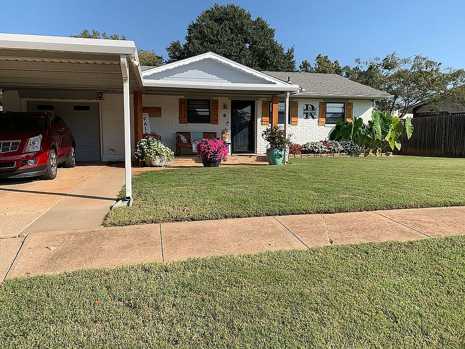 2nd image of 607 Redwood Dr