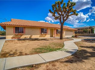 7513 Warren Vista Ave, Yucca Valley, CA 92284