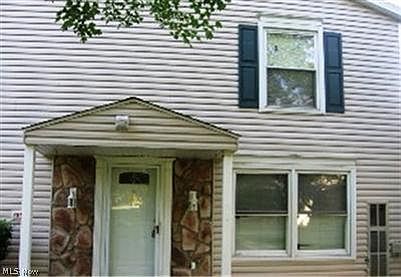 1st image of 305A Ivy Hill Ln