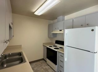 4511 Laurel St Unit 15, Anchorage, AK 99507