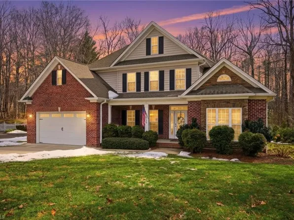 1525 Fred Chapel Ln, Kernersville, NC 27284
