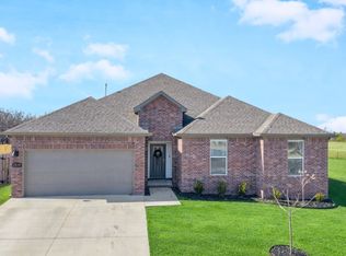 2109 Hahn St, Pea Ridge, AR 72751