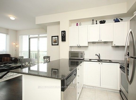 2nd image of 3865 Lake Shore Blvd W #1109