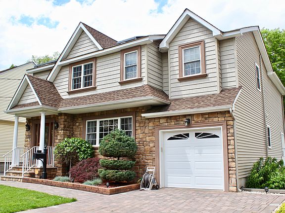 3rd image of 34 Nutley Ave