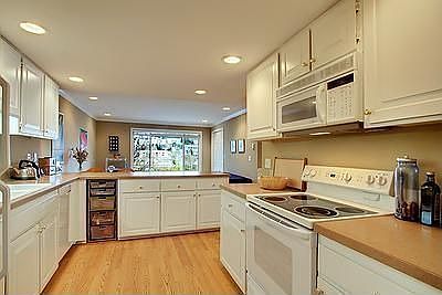 5th image of 7605 SE 29th St