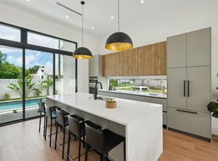 510 NW 50th St, Miami, FL 33127