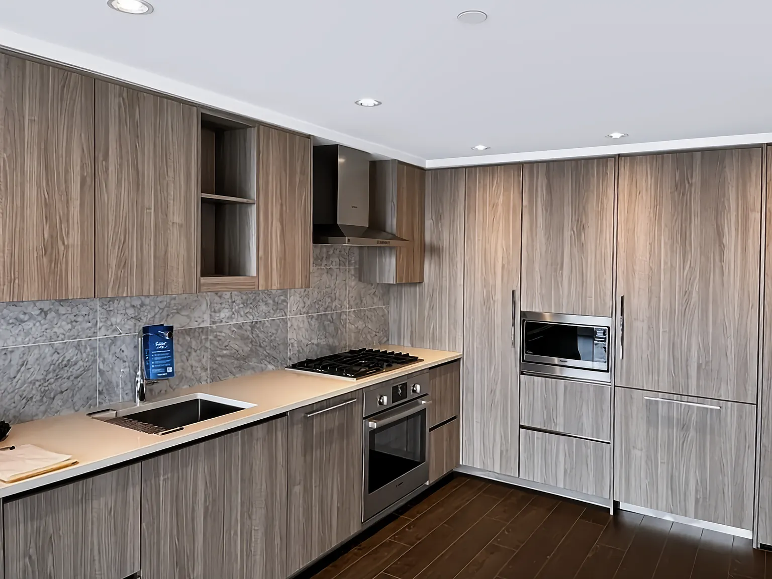 2 bed, 999 sqft, $3,200 — Photo 1