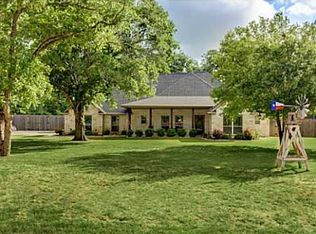 6644 Castenson Rd, Bryan, TX 77808