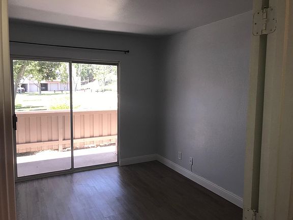4th image of 21203 Trumpet Dr Unit 101