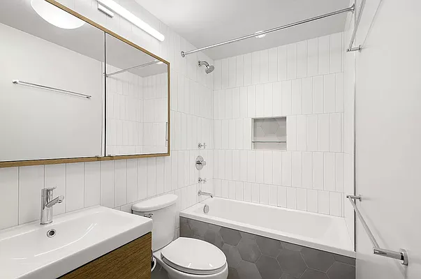 Rented by Compass | media 9