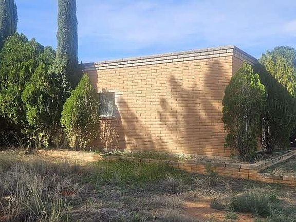 3rd image of 2914 E SAN XAVIER Road