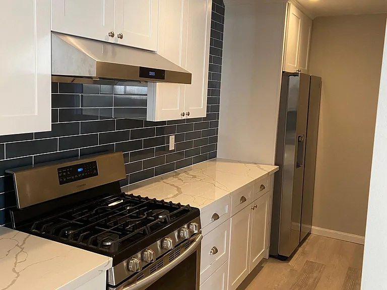 Plenty of Kitchen Storage
