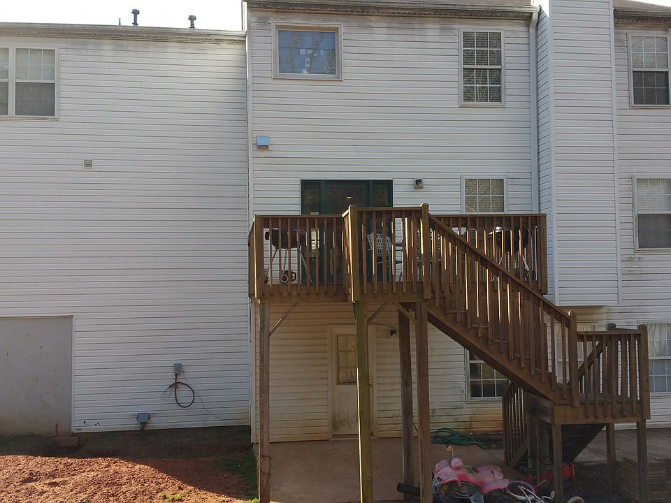 2nd image of 4600 Lindsey Dr