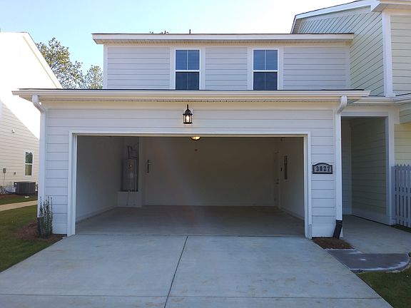 5th image of 3027 Stanhope Dr