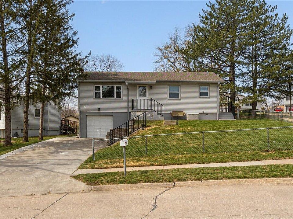 1st image of 7420 S 85th St
