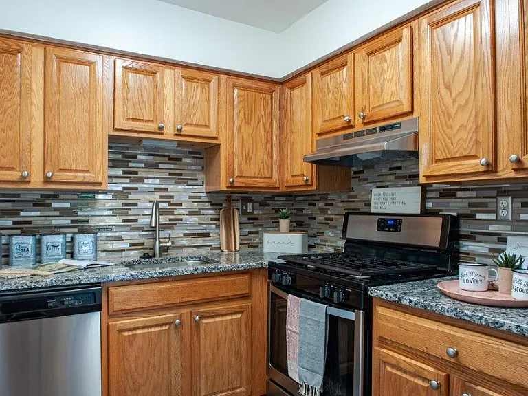 Chesterfield Apartment Homes — Photo 1