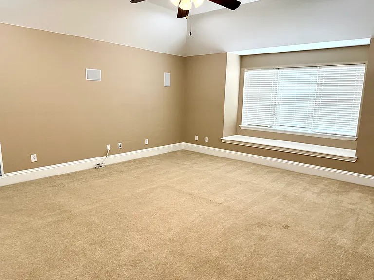509 S Hampton Ct — Photo 28