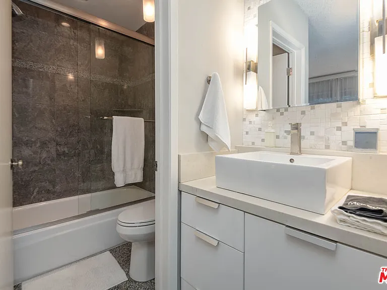 18065 Coastline Dr #1 — Photo 16