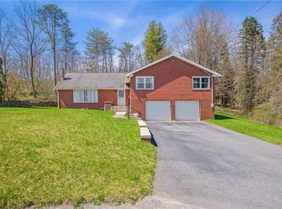 260 S Somerset St, Stoystown, PA 15563