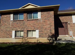 1927 E Terra Vista Way, Sandy, UT 84093