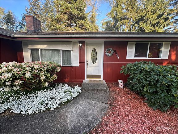 3rd image of 13001 50th Avenue E