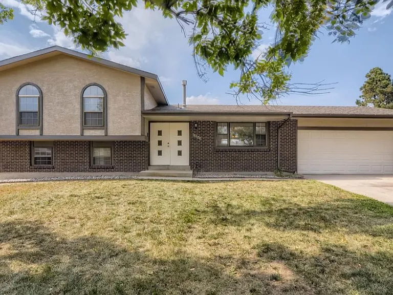 5174 S Carefree Cir — Photo 1