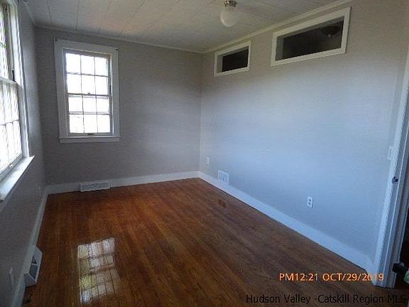 5th image of 149 Mountain Ave