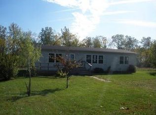 3711 E Wilcox Rd, Warsaw, IN 46580