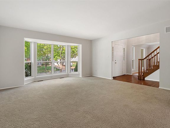 5th image of 7512 Abingdon Way Ct