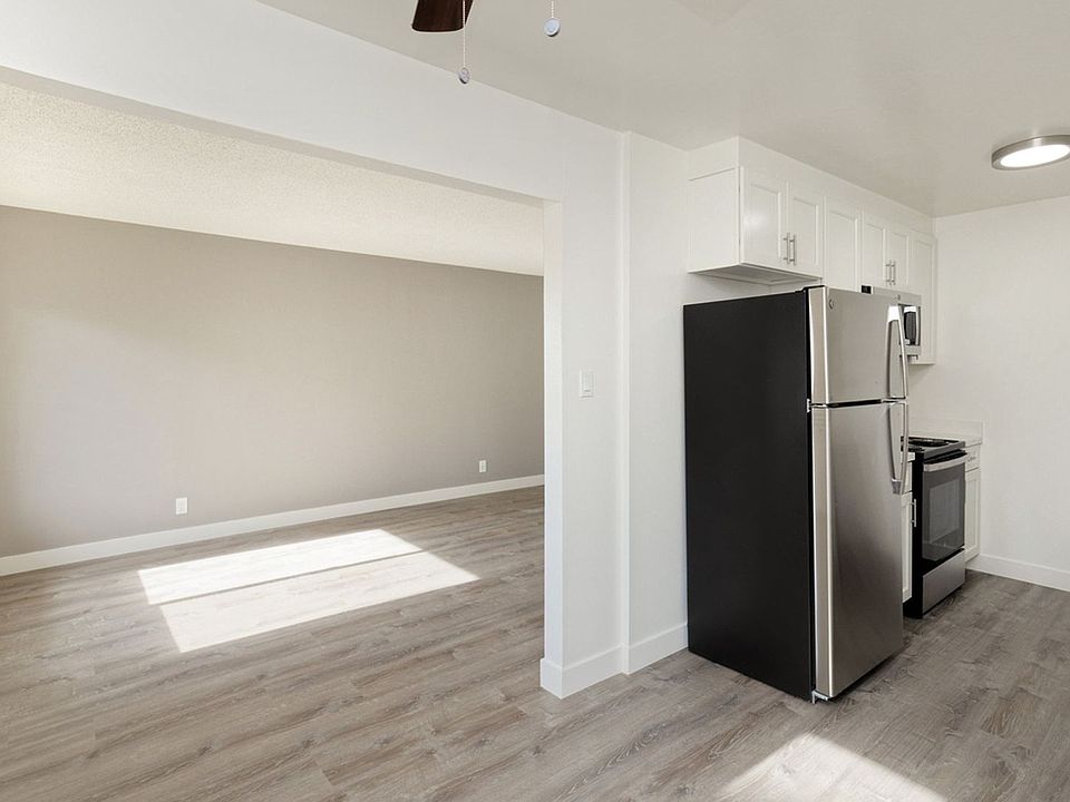 1st image of 20928 Wilbeam Ave APT 8