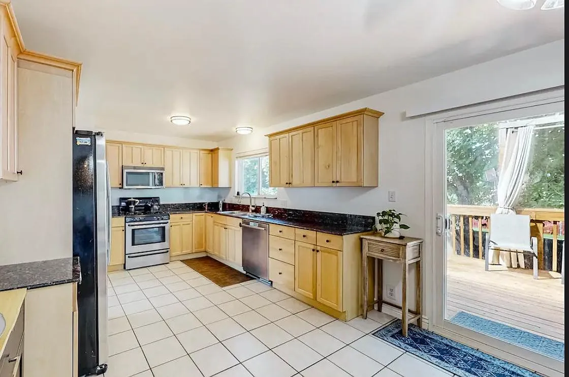 9410 S Quail Hollow Drive — Photo 3