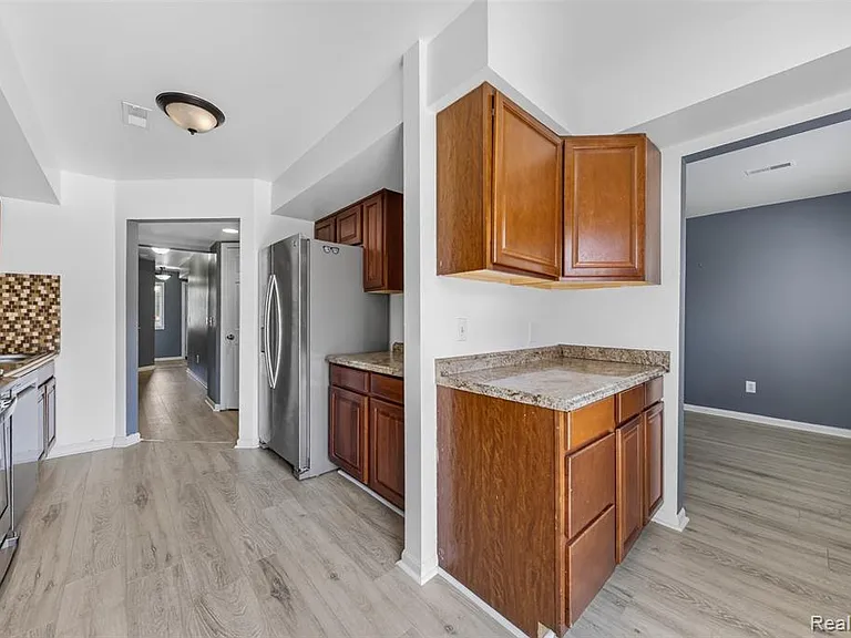 16515 Terrace Village Dr — Photo 19