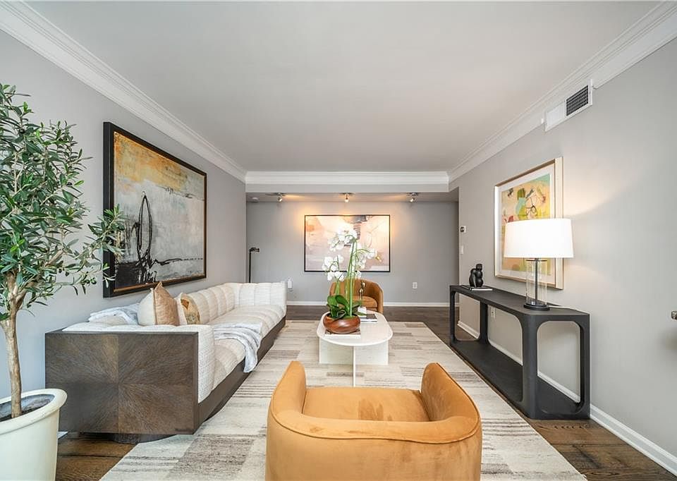 1st image of 275 13th St NE APT 312