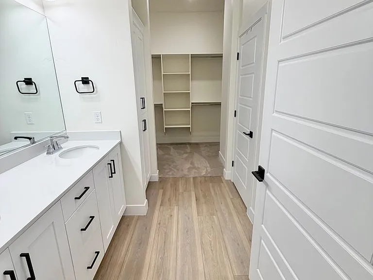 6011 S Bunda Way — Photo 26