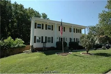 4803 Kelly Rd photo 1